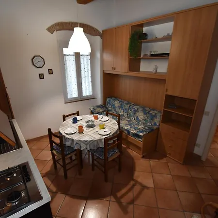 Lägenhet Bilocali Borgo - Centro Storico In Zona Mare